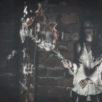 Fotografo artistico Imperia - modella con fiore che brucia