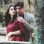 Fotografo moda Liguria - coppia esterno abito quadri rossi