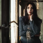 Fotografo moda Imperia - Effe Damon mano collo interno storico abito grigio